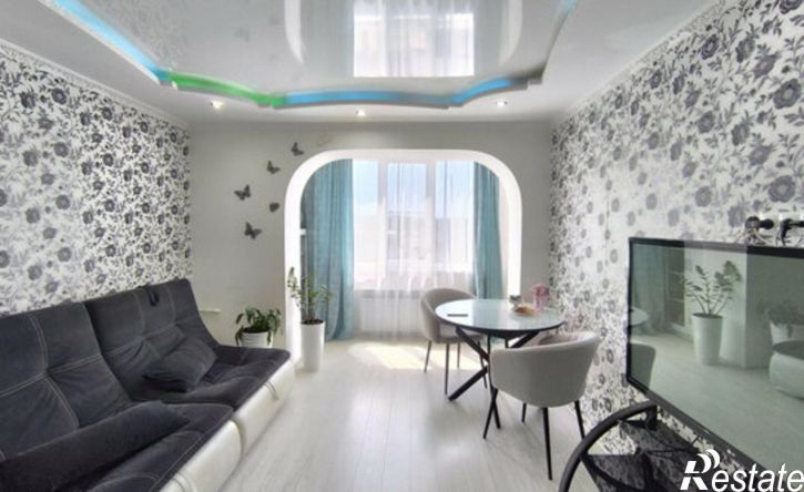 3-комн квартира улица 9 Января, 35,  д. 35