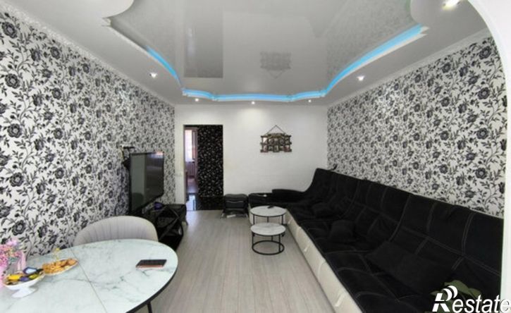 3-комн квартира улица 9 Января, 35,  д. 35