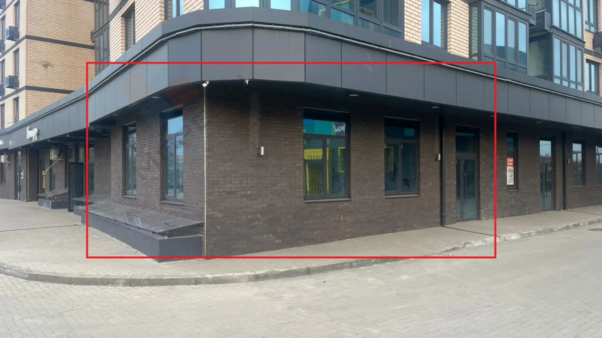 Сдать торговое помещение за 80 000 рублей на Целиноградская ул, 2И