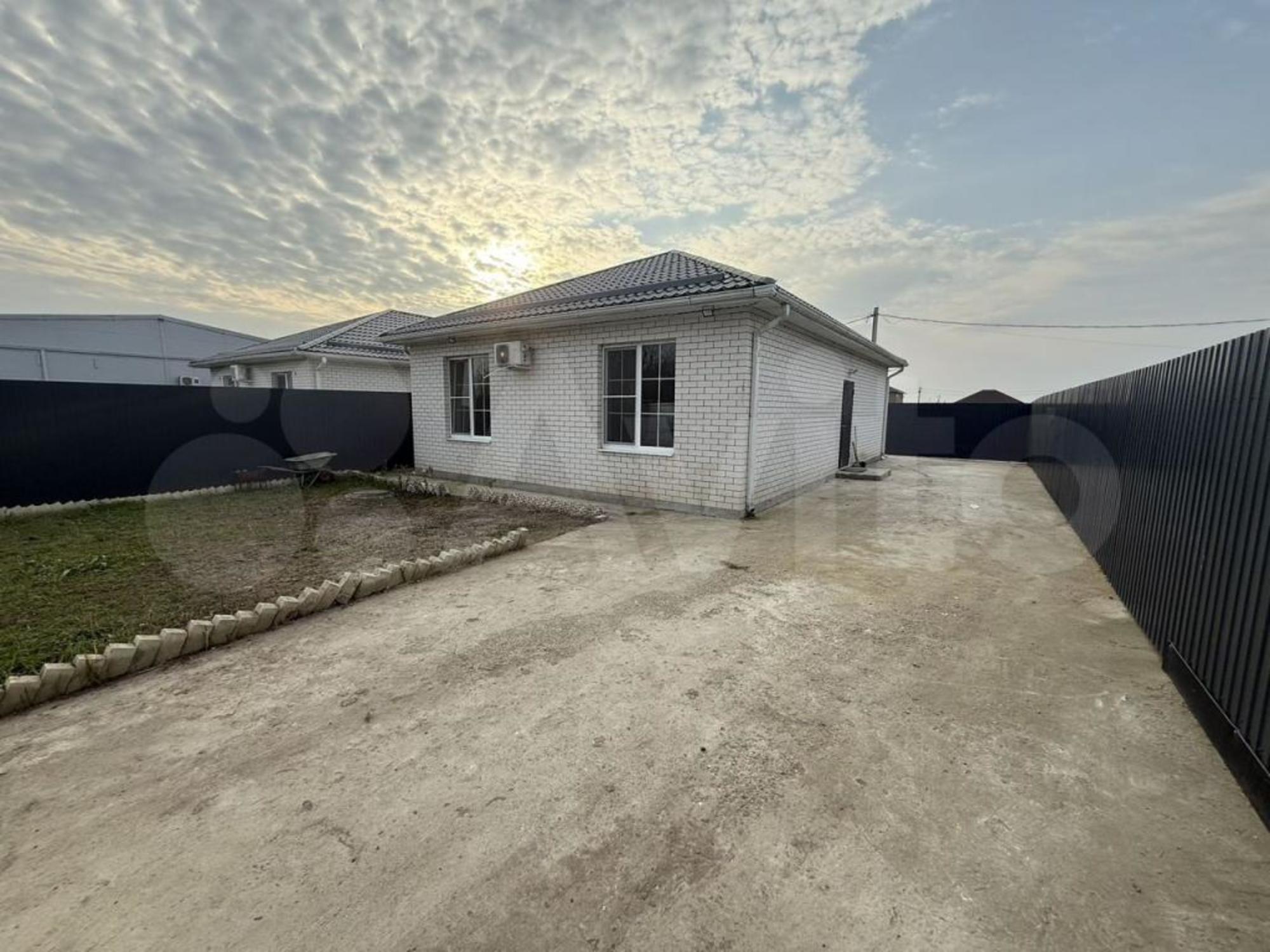 Купить дачу, дом, коттедж за 6 700 000 рублей на Волочаевская ул, 2/Г