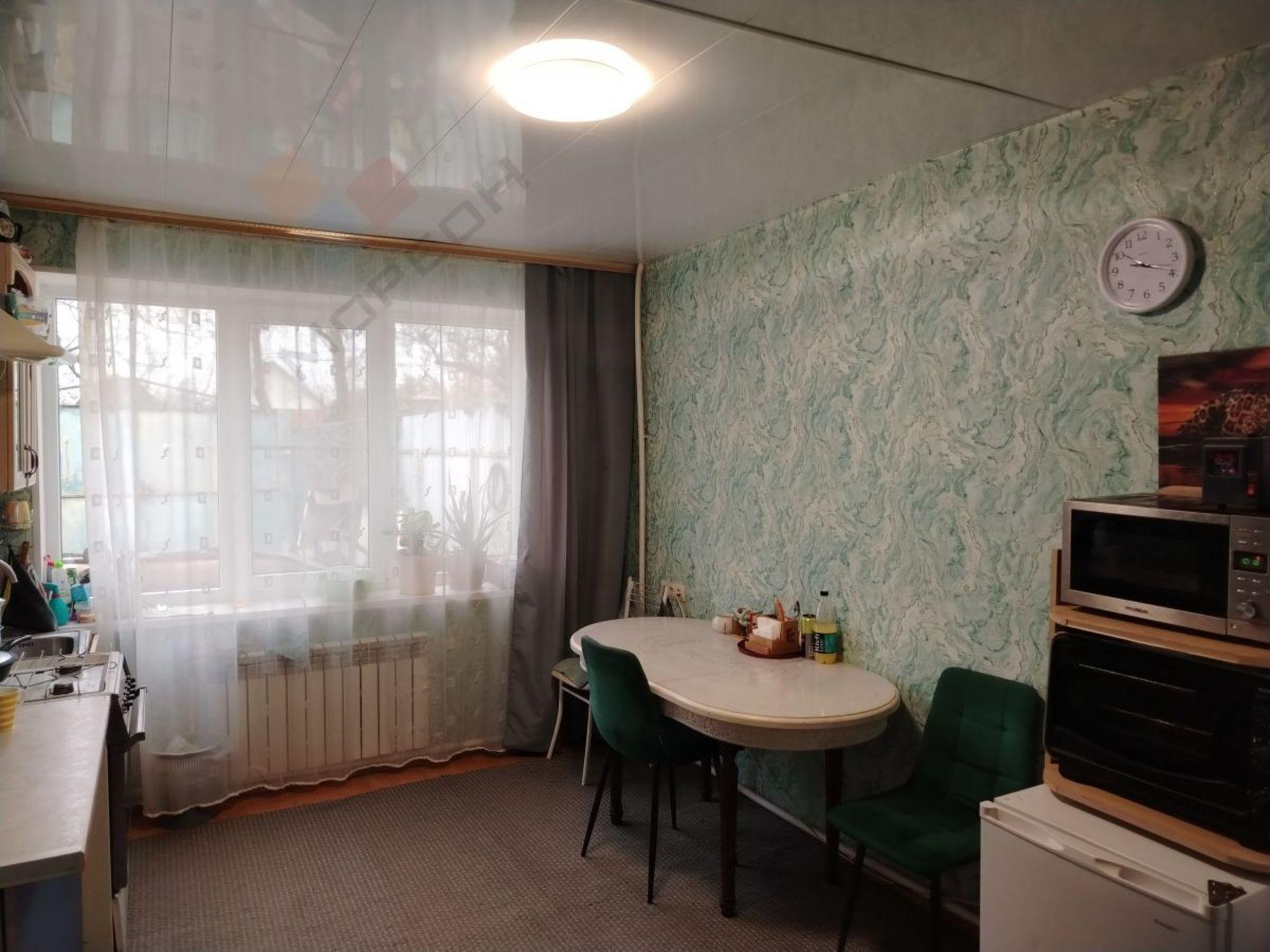 Купить дачу, дом, коттедж за 9 300 000 рублей на Степная ул, 152