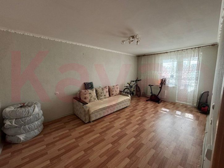 2-комн квартира 50 лет Октября ул.