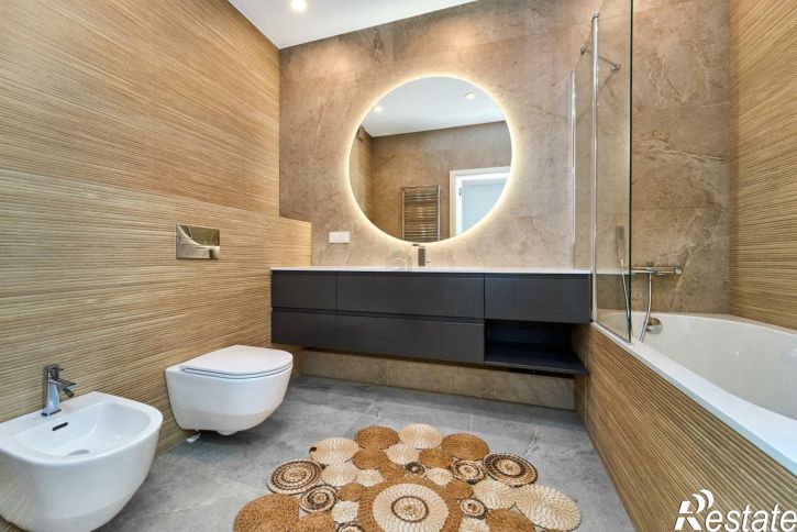 3-комн квартира Николая Кондратенко улица,6к1