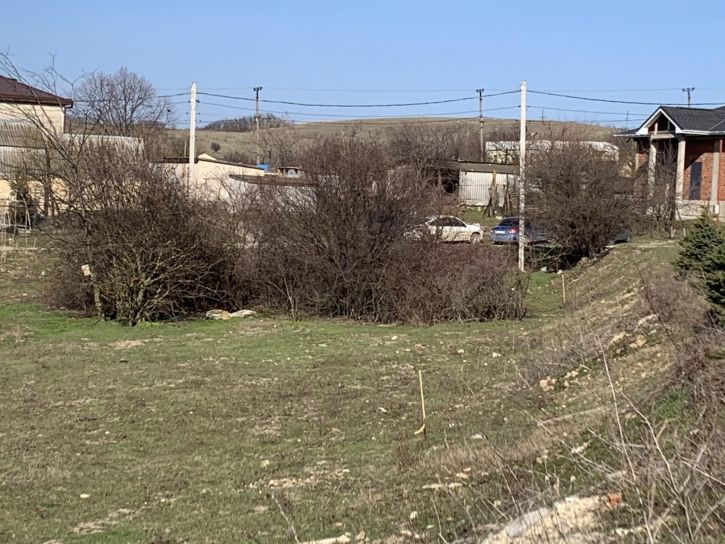 Земельный участок село Варваровка
