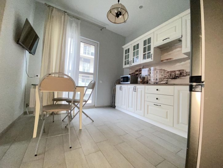 2-комн квартира улица Калинина, 150к3