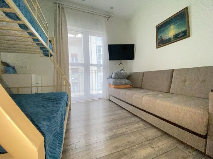 2-комн квартира улица Калинина, 150к3