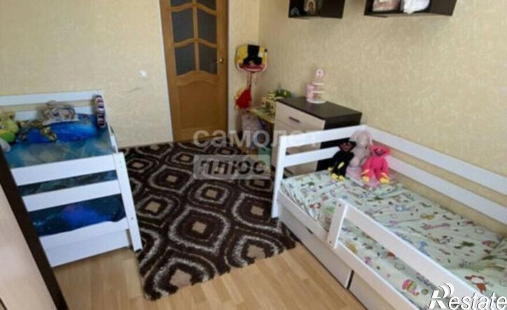 4-комн квартира улица Калинина, 112А,  д. 112А