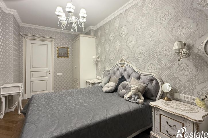 3-комн квартира Красная улица,33