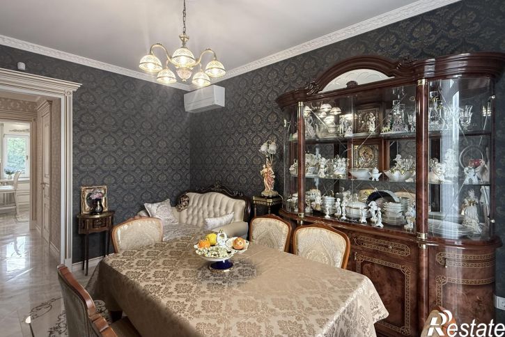 3-комн квартира Красная улица,33