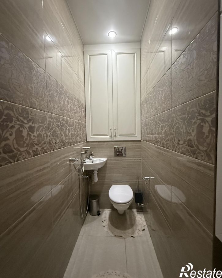 3-комн квартира Чекистов проспект,26/3