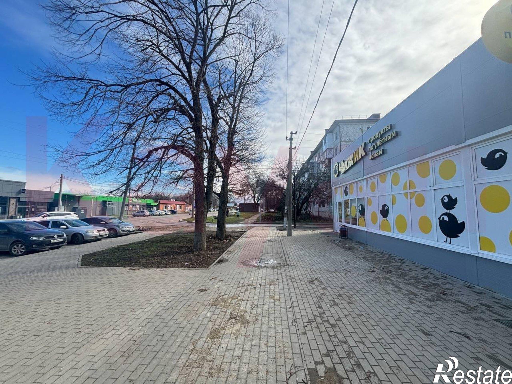 Купить торговое помещение за 35 500 000 рублей на Нева ул.