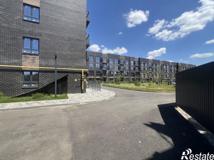3-комн квартира Столбовая ул., 48
