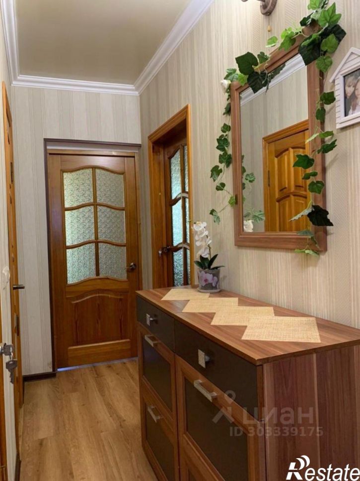 3-комн квартира 76-й кв-л, 18,  д. 18