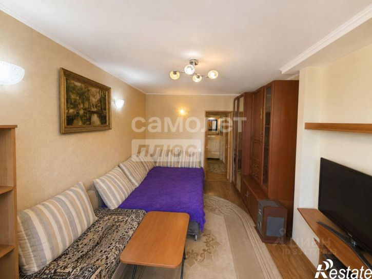 2-комн квартира ул Дзержинского, 1,  д. 1