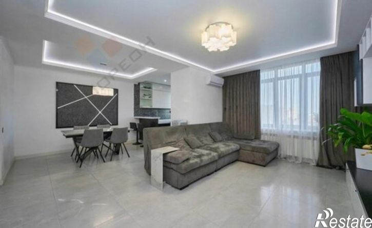 4-комн квартира Краснодар, Дальняя улица, 8к1