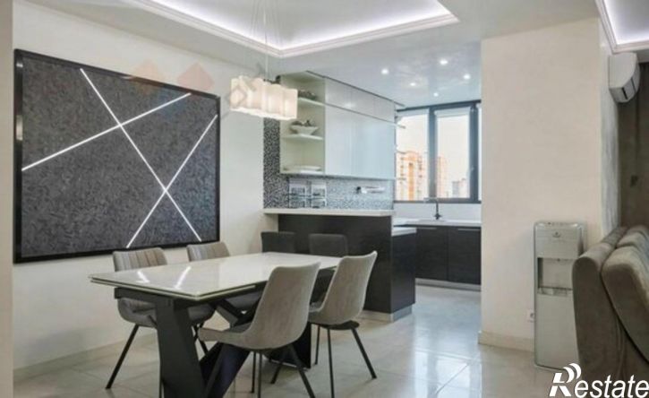 4-комн квартира Краснодар, Дальняя улица, 8к1
