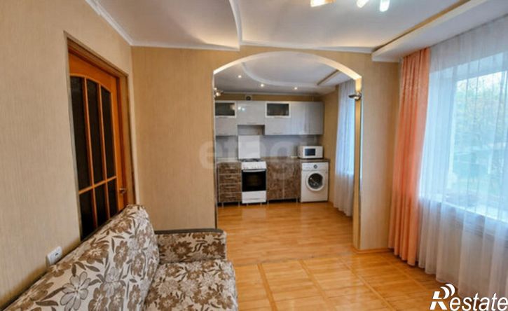 3-комн квартира ул Юных Коммунаров, 98,  д. 98