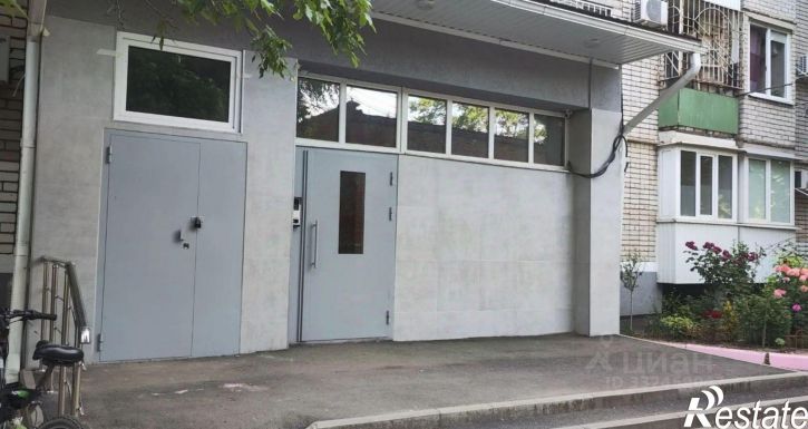 2-комн квартира Краснодар, Российская улица, 134