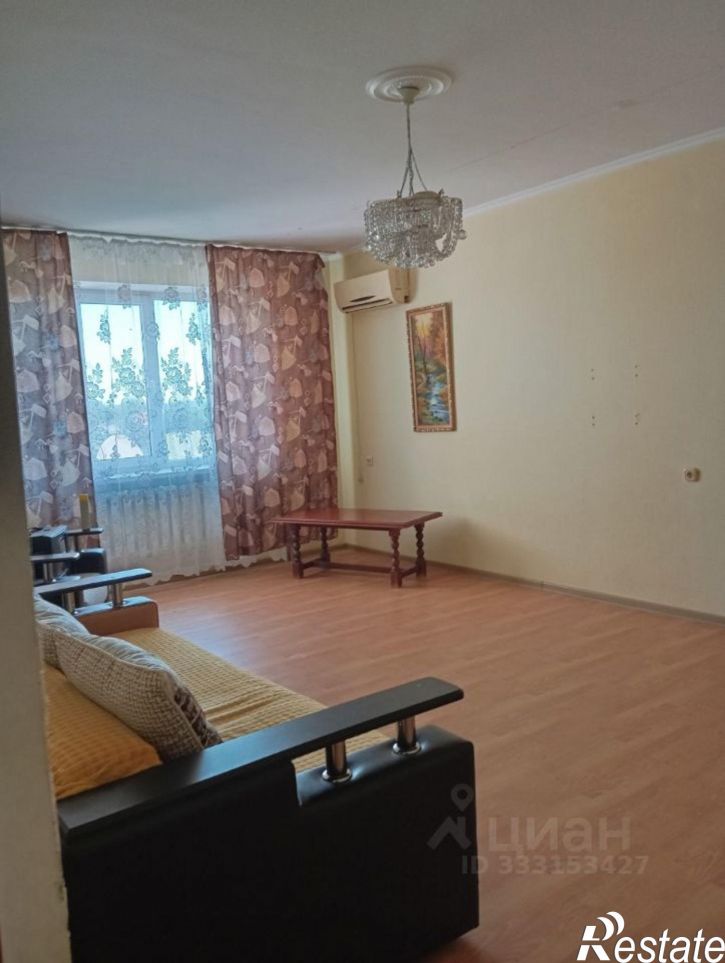 2-комн квартира ул Лазурная, 10,  д. 10