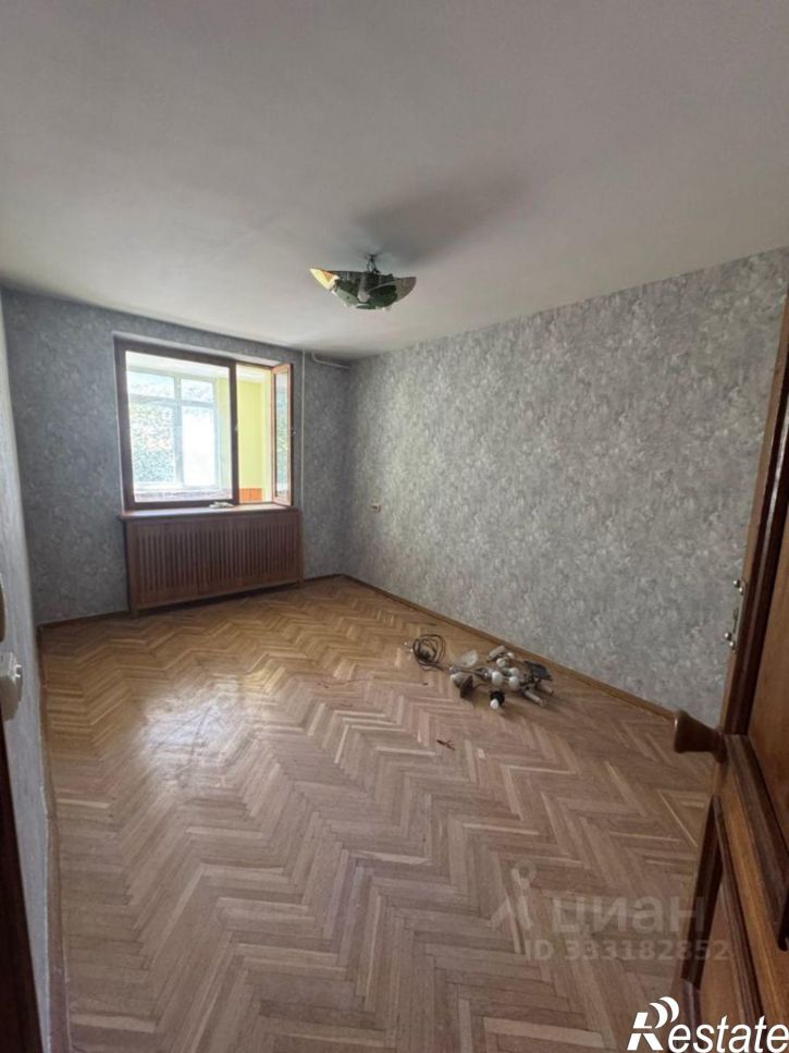 2-комн квартира Туапсе, Таманская улица, 1