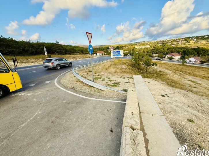 Земельный участок село Варваровка