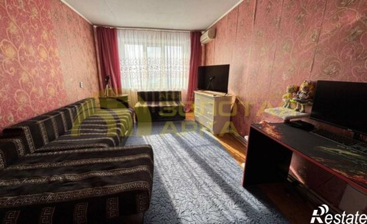 3-комн квартира Крымск, Коммунистическая улица, 2