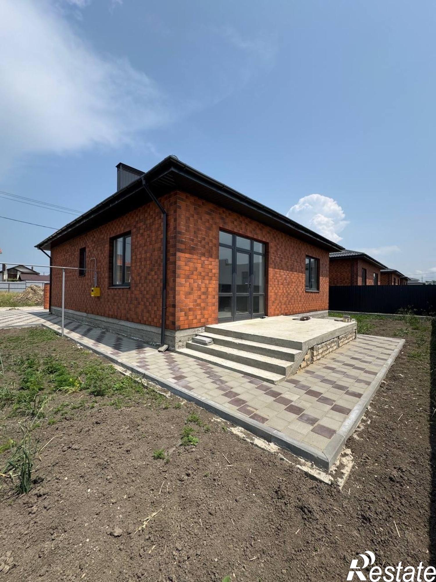 Купить дачу, дом, коттедж за 14 430 000 рублей на Школьная улица