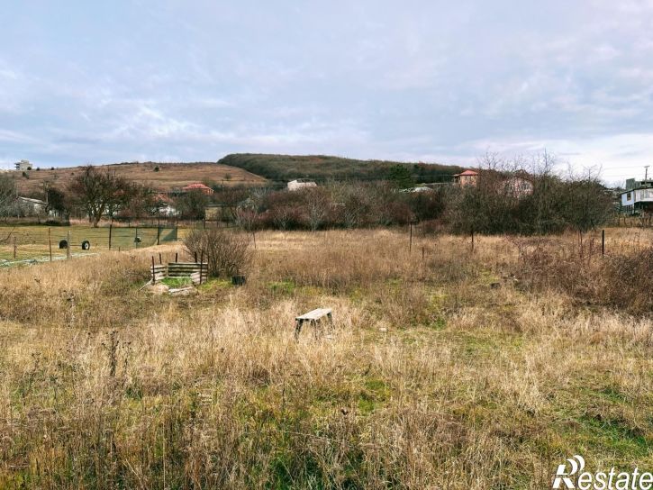 Земельный участок село Варваровка