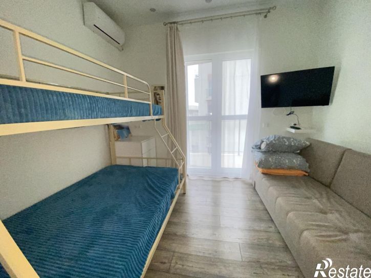 2-комн квартира улица Калинина, 150к3