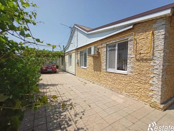 2-комн квартира Молодёжная улица, 8
