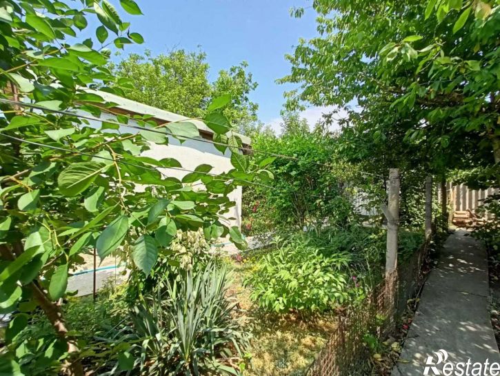 2-комн квартира Молодёжная улица, 8