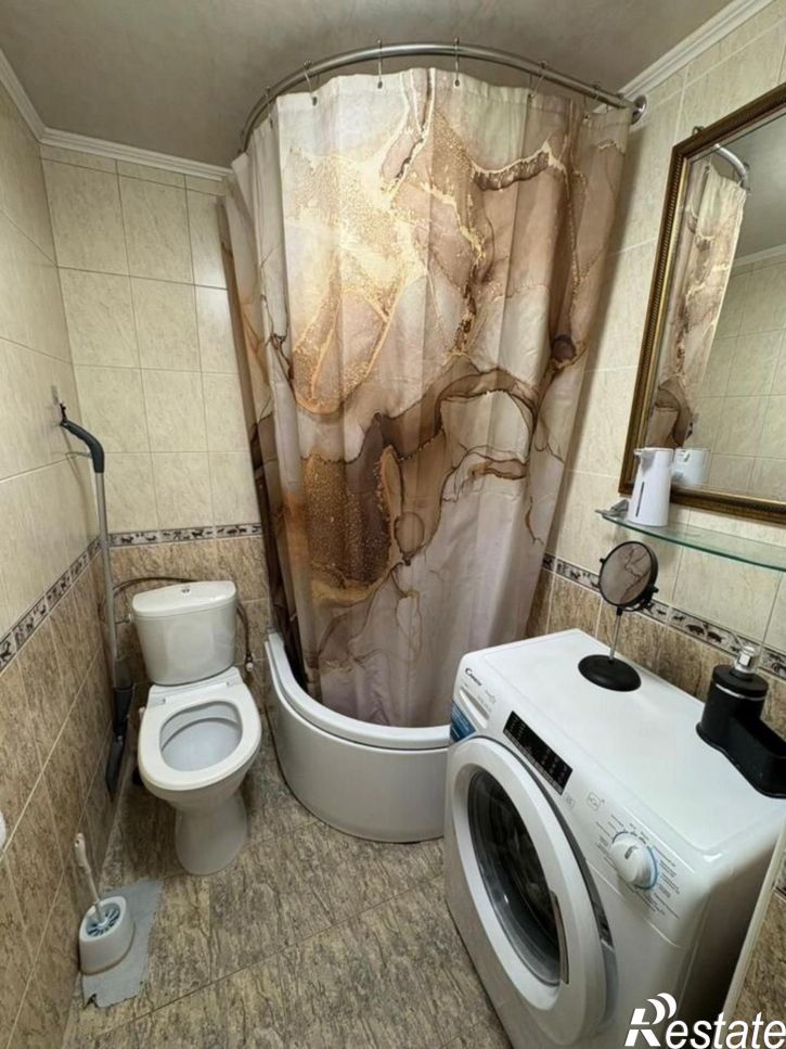 2-комн квартира улица Горького, 63/1