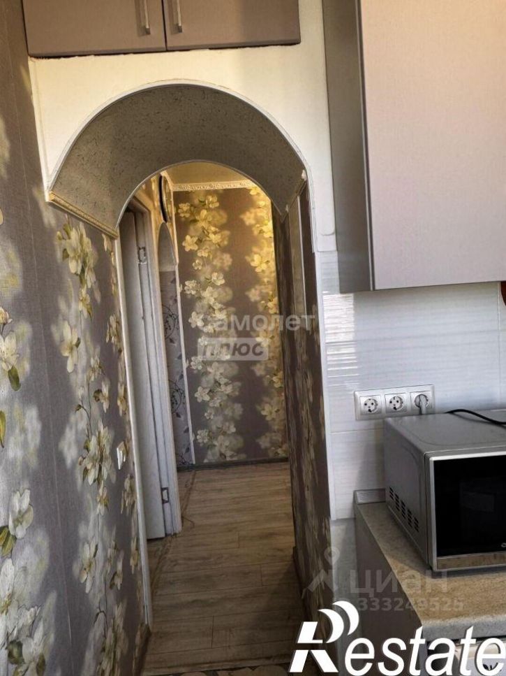 2-комн квартира улица Братьев Степановых, 30,  д. 30