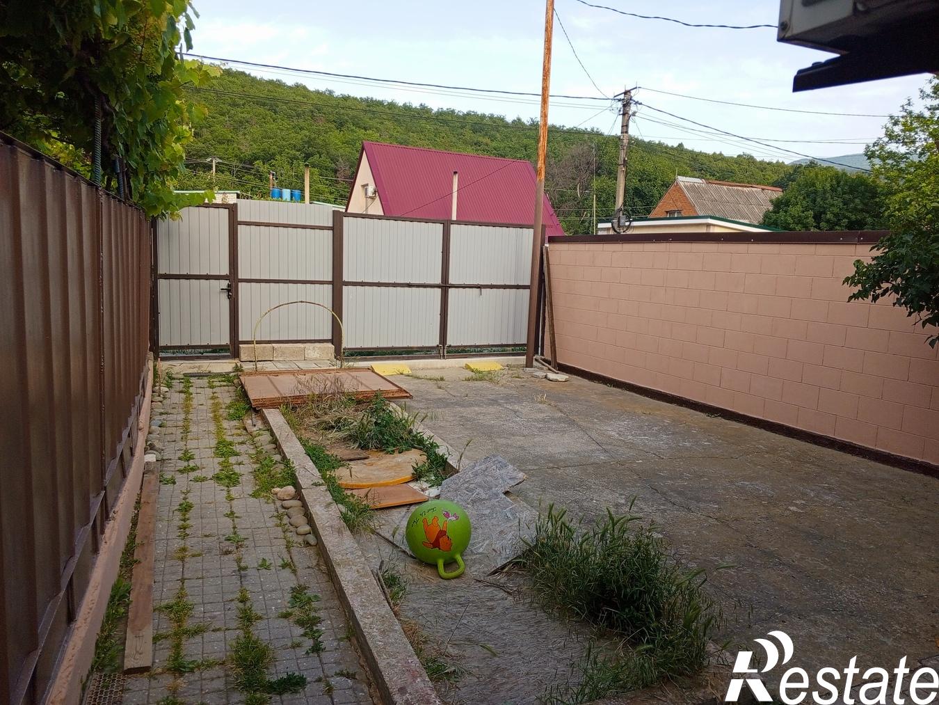 Купить дачу, дом, коттедж за 10 300 000 рублей на улица Строителей