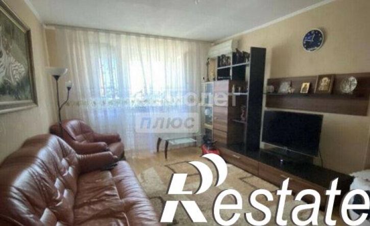 4-комн квартира улица Калинина, 112А,  д. 112А