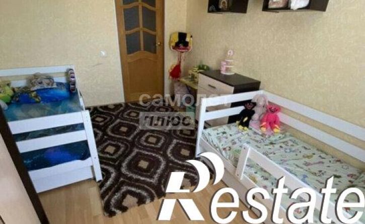 4-комн квартира улица Калинина, 112А,  д. 112А