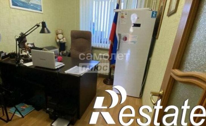4-комн квартира улица Калинина, 112А,  д. 112А