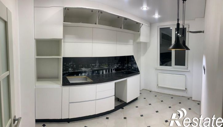3-комн квартира Западная улица, 15
