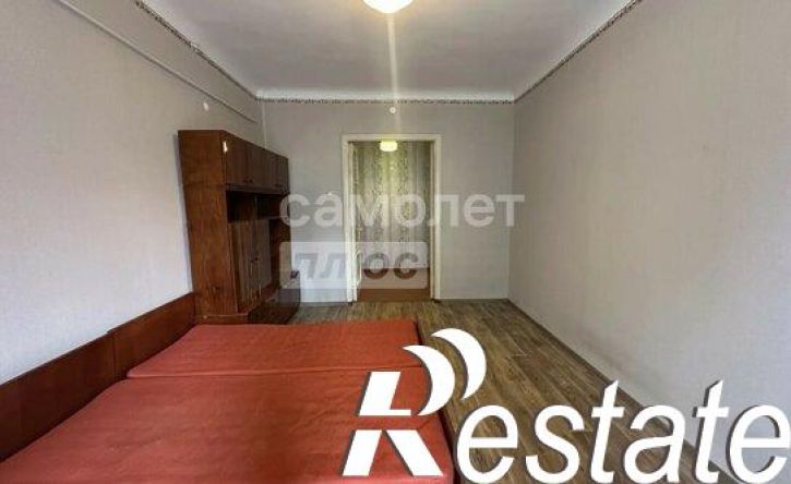 2-комн квартира Красная улица, 50,  д. 50